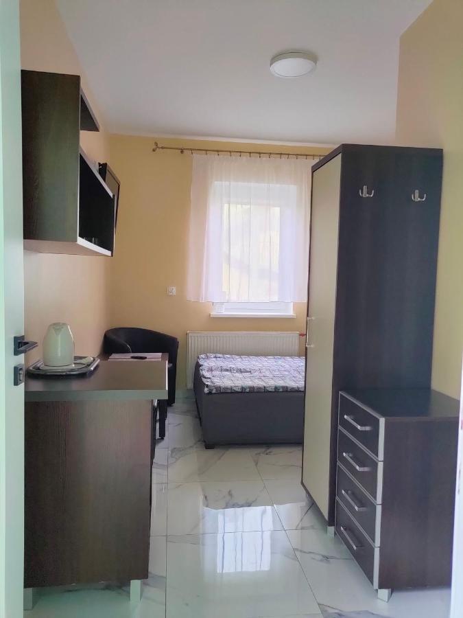 Pokoje Goscinne U Piotra Ustronie Morskie Bagian luar foto