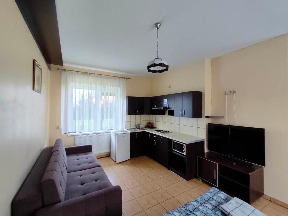 Pokoje Goscinne U Piotra Ustronie Morskie Bagian luar foto