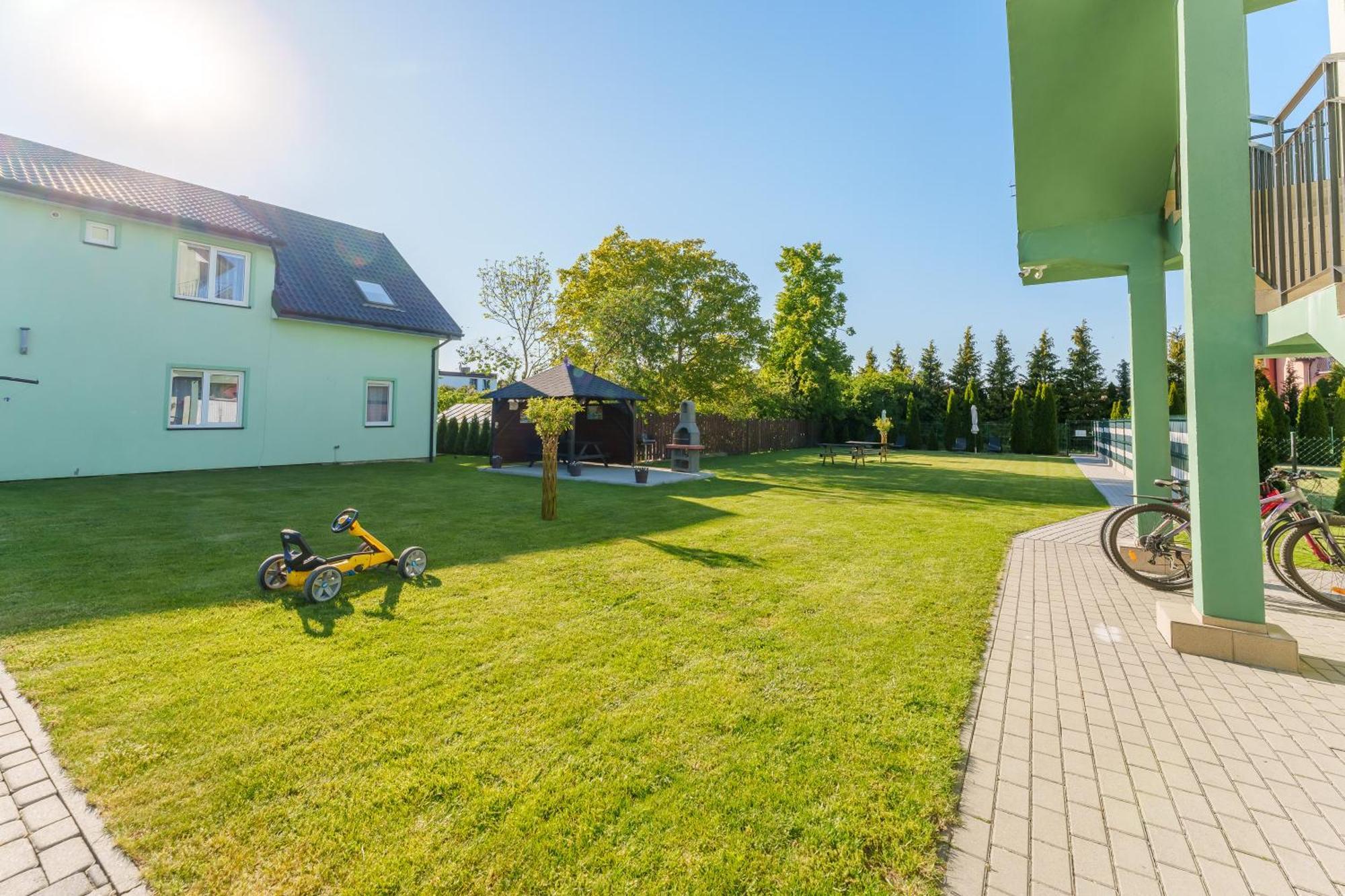 Pokoje Goscinne U Piotra Ustronie Morskie Bagian luar foto